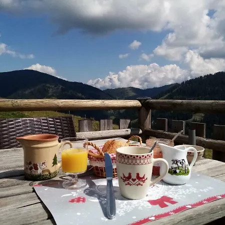 Le Megevan Couette-café *